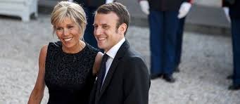 «il va falloir encore tenir»: Brigitte Macron Mon Mari Est Un Chevalier Le Point