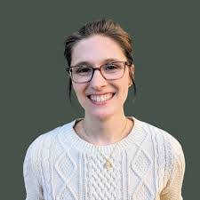 Kristin Tyndall's Instagram, Twitter & Facebook