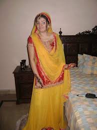 Pakistani Indian Yellow And Red Mehndi Mayun Dholki Lehenga Girls Dpz Saree Fashion