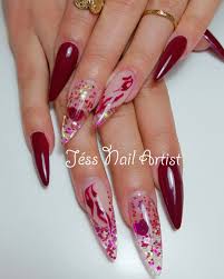 J Rosenailartist No Instagram Stilletoshape Bignails Darkrednails Pinknails Glassnails Encapsulatednails Glitte Nails Pink Nails Encapsulated Nails