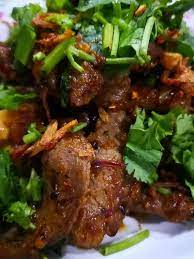 Alihkan ke pinggan, kemudian pada kuali yang sama, tambahkan minyak, dan masukkan bawang putih,bawang. Daging Goreng Ala Thai Lebih Berempah Dan Perisa Lain Dari Daging Kunyit Biasa Gaya Hidup Cari Infonet Food Recipes Beef