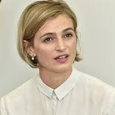 Ivana jirešová letní dovolenou neplánuje: Jiresova Odesla Od Ni Dcera A Ted Se Rozesla I S Mladym Pritelem Expres Cz