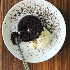 Lower quality chocolates may also add butter fat, vegetable oils, or artificial colors or flavors. Educogym Oozing Dark Chocolate Pudding Low Carb But Not Low Calorie Ingredients Butter 65g 1 Tsp Plain Flour 65g Dark Chocolate 1 Egg 1 Yolk 1 Or 2 Tbsp Castor