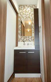 使い勝手の良いおしゃれな洗面化粧台 工藤工務店の施工写真集 洗面 洗面台 モザイクタイル