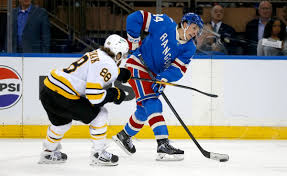Forward David Pastrnak becomes 6th Bruins player to reach 900 career points