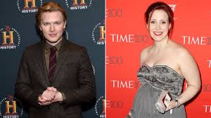 Dylan farrow (l), woody allen and ronan farrow with mia farrow (picture: Ronan And Dylan Farrow Criticize Hachette Over Woody Allen Memoir Cnn