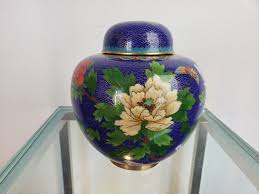 Chinese green base with famille rose faience enamel painted porcelain vase. Hand Painted Flower Designs Vintage Chinese Cloisonne Unique Shape Floral Box Free Shipping Collectibles Figurines Knick Knacks Deshpandefoundationindia Org