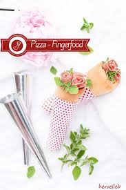 Pizza Tuten Rezept Party Oder Fingerfood Zum Geniessen Rezept Fingerfood Fingerfood Rezepte Pizza