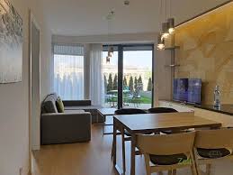 Mit knapp 300.000 wohnungen vom altbau über moderne neubauten bis hin zu mehrstöckigen betonwohnbauten bietet dresden allen wohnungssuchenden. Wilsdruffer Vorstadt Seevorstadt West Nobles Apartment Mit Garten Und Terrasse 300m Zur Semperoper