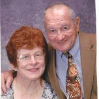 100+ perfiles de «Bob & Nancy»