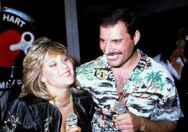 ☆ freddie mercury last days: Freddie Mercury S Secret Relationships With Women From Threesomes With Famous Actresses To Secret Parties With Sam Fox And Princess Diana And A Beautiful Blonde Wife