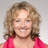 Lorie Cox's Instagram, Twitter & Facebook