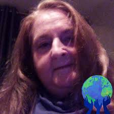 What are grits and how do they differ from cornflakes?