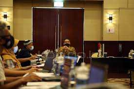 Semua tinggal sobat yang memilihnya sesuai ijasah, pengalaman, dan jabatan cukup sekian dahulu update berita lowongan kerja bekasi terbaru bulan ini dari redaksi www.nyonyor.com. Download Lowongan Kerja Agen Sembako Harapan Indah Bekasi Jawa Barat Indonesia Download Lowongan Kerja Kenek Toko Agen Sembako Harapan