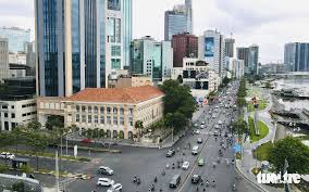 Ho Chi Minh City mulls over covered walkways for downtown wharf, pedestrian  street | Tuoi Tre News