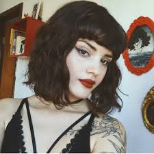 E Essa Franjinha Super Charmosa Da Melfrr Medium Hair Styles Short Hair Styles Curly Hair Styles