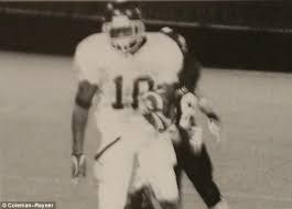 When marshawn lynch runs out at the university of phoenix stadium for the super bowl tomorrow, his dad will be watching with a pride that only a father can feel. Father Of Seattle Seahawks Star Marshawn Lynch Behind Bars Daily Mail Online