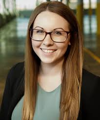 Alexis Sweet's Instagram, Twitter & Facebook