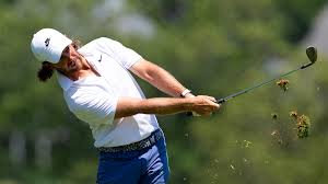 MY CO-WORKER WAS ALWAYS GIGGING INDIRECTLY. I INVITED HIM FOR A FEW  DRINKS. I FUCKED - BoyFriendTV.com