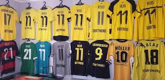 Show your support with the puma bvb dortmund 16/17 home ss jersey which was worn by proudly worn by players on the field and fans in the stands, the puma bvb dortmund 16/17 home. Borussia Dortmund On Twitter Bvb Jersey Collection Goals