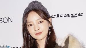 وفاة قو هارا المغنية الكوريةgoo Hara Left Heartbreaking Message For Sulli Following Her