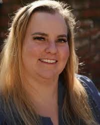 Alicia Valentino's Instagram, Twitter & Facebook