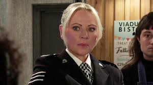 Coronation Street Soap Scoop! Debbie shares her diagnosis