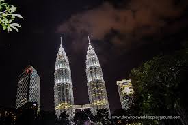 This is the sky bar at traders hotel next to klcc. Skybar Traders Hotel Kuala Lumpur Cocktails In The Sky The Whole World Is A Playground