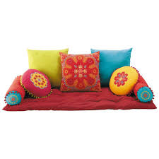 7 Coussins Matelas En Coton Multicolore Maisons Du Monde Coussin Matelas Canape Au Sol Coussin