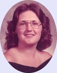 Louise Milam's Instagram, Twitter & Facebook