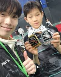 17.18 BLACK KNIGHT Badminton Ontario Jr HP A #4