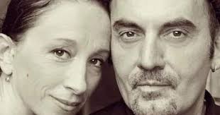 Laura Valente: da corista di Mango a madre della vincitrice di Sanremo 2024 