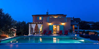 Luxury Villas Croatia Luxury Villa In Umag Istria With Private Pool Rent Luxury Villas In Croatia With Croatia Villas Holiday Villa Villa With Private Pool