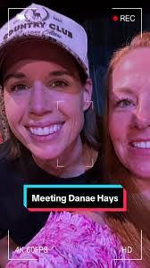 Deana Hays's Instagram, Twitter & Facebook