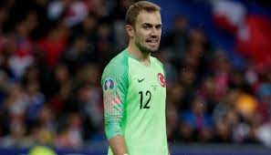 Jun 02, 2021 · a milli takım'ın euro 2020 için bildirdiği 26 kişilik kadro şöyle: Mert Gunok Fenerbahce Den Neden Ayrildi Antrenoru Acikladi