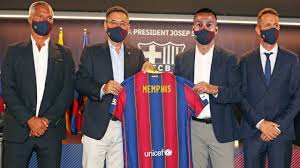 Memphis depay ist der dritte ablösefreie neuzugang der katalanen, wie diese. Memphis Depay Welcome To Fc Barcelona Magic Skills Goals Youtube