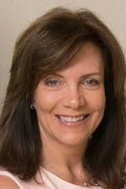 Kathy Lindsey's Instagram, Twitter & Facebook