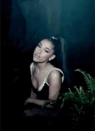 Pin On Ariana Grande