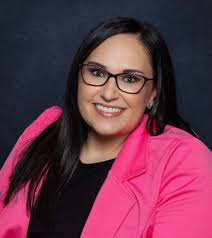 Jodie Bradford's Instagram, Twitter & Facebook