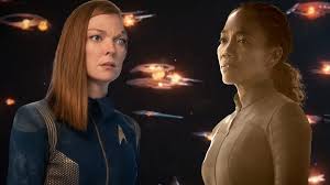 The crew of the uss discovery explores new worlds and civilizations. Two Star Trek Discovery Season 3 Fan Theories We Hope Are Not True Trekmovie Com