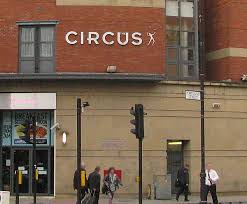 Located near the oxford business park, the hotel premier inn oxford lies four miles southeast of the city centre. Portland Street Dickinson Street To Oxford Street