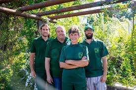 Mit ihrer hilfe können andere von erfahrungsberichten aus erster hand profitieren! Garten Hartmann In Obergunzburg Stets Mit Ganzem Herzen Im Einsatz