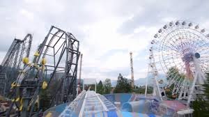 ド・ドドンパ (doｰdodonpa, dddnp)とは、 山梨県 富士吉田市 の 遊園地 、 富士急ハイランド にある「 ドドンパ 」の後継となる ローラーコースター 。 2017年 7月15日 開業。 fujiyama 、 ええじゃないか 、 高飛車 と共に、同園「4大コースター」となっている。 å¯Œå£«æ€¥ãƒã‚¤ãƒ©ãƒ³ãƒ‰ã® ãƒ‰ãƒ‰ãƒ³ãƒ' ãŒãƒªãƒ‹ãƒ¥ãƒ¼ã‚¢ãƒ« ä¸€è¶³å…ˆã«ä¹—ã£ã¦ããŸ Spot