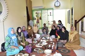 Kata sambutan, kata sambutan tuan rumah, tahlilan acara tahlilan adalah sebuah acara tradisi yang kerap digelar oleh masyarakat indonesia untuk mendoakan seseorang yang sudah meninggal dunia. Takziah Ke Kediaman Alm Hendra Yani Muslimawati Catur Disambut Isteri Dan Keluarga Pemerintah Kabupaten Kampar