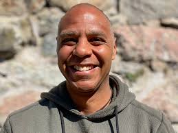 Classes, Programs, and Events • Daniel Roquéo