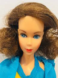 Vintage TNT Marlo Flip Barbie JAPAN PAT PENDING ROOTED EYELASHES Vintage  Outfit