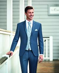 See more of location de costumes de mariage on facebook. Costume Marie Bleu Costume Marie Costume Marie Bleu Costume Mariage Bleu