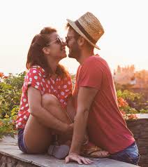Get to know your group better with these fun getting to know you questions! 17 Signs Of Chemistry Between Two People