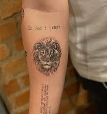 55 Wild Lion Tattoo Ideas And Meanings Lion Tattoo Wild Lion Small Lion Tattoo
