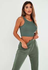 Venus.com has been visited by 100k+ users in the past month Green Rib Sleeveless Crop Top Missguided